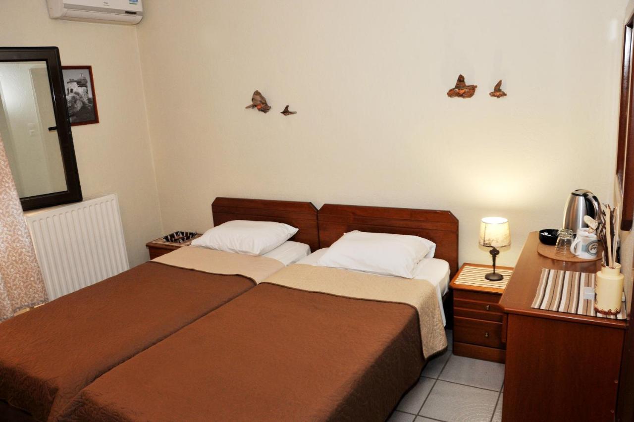 Guesthouse Bloutsos Rooms Kastraki  Exteriör bild