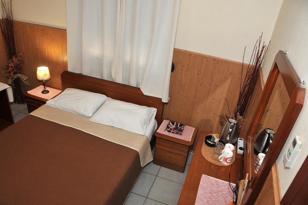 Guesthouse Bloutsos Rooms Kastraki  Exteriör bild